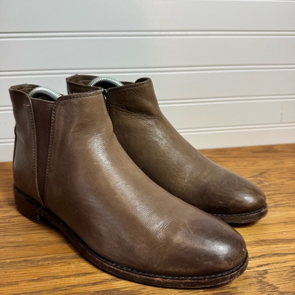 Johnston & Murphy Ankle Booties Chelsea Womens Size 7M Ankle Zip Brown Leather - Picture 2 of 10